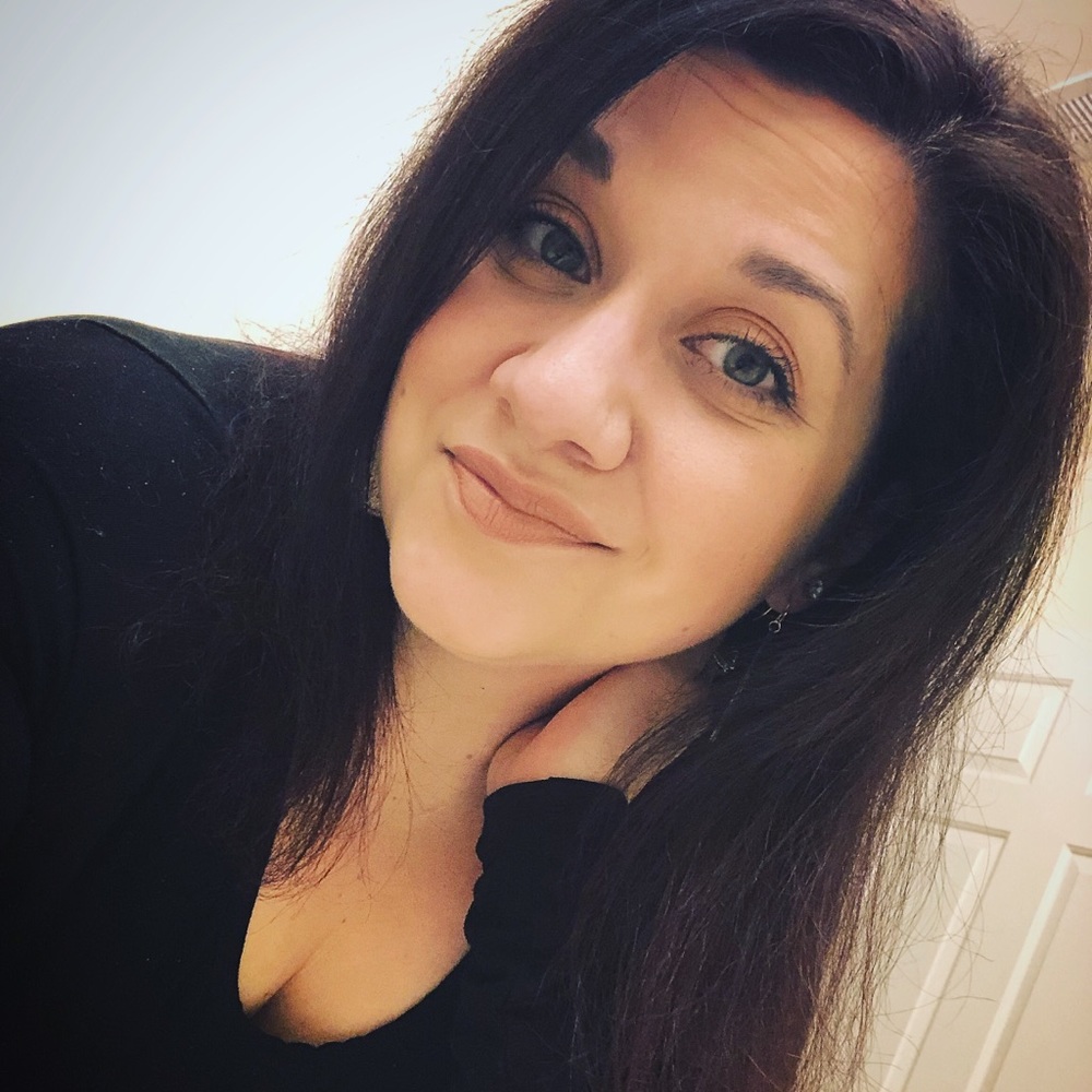 Meet your Posher, Daniela